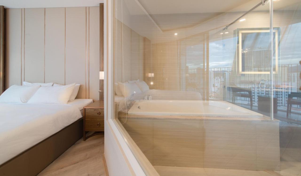 Panorama Oceanic Grand Residences Nha Trang Bagian luar foto